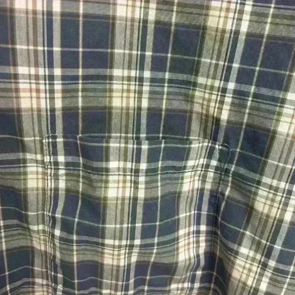 Wrangler, long sleeve, button-down three XL men's plaid western shirt - Picture 5 of 5